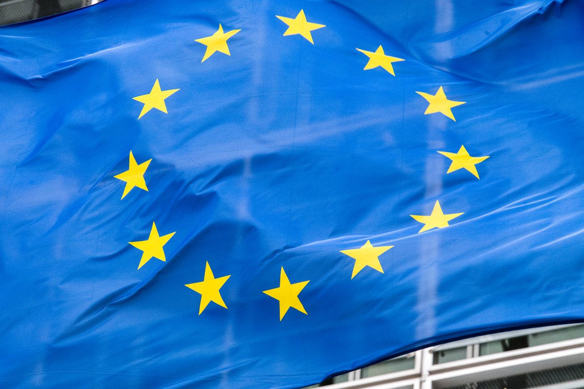 testue201's tweet photo. UEFrance: L'avenir de l'Europe nous concerne tous 🇪🇺

Dernier jour pour participer à notre consultation publique sur l'avenir de l'UE, et contribuer à façonner l’Europe de demain → https://t.co/OupOvUDfNe  #EUHaveYourSay #FutureofEurope #EURoad2Sibiu https://t.co/mkRb1SIez0