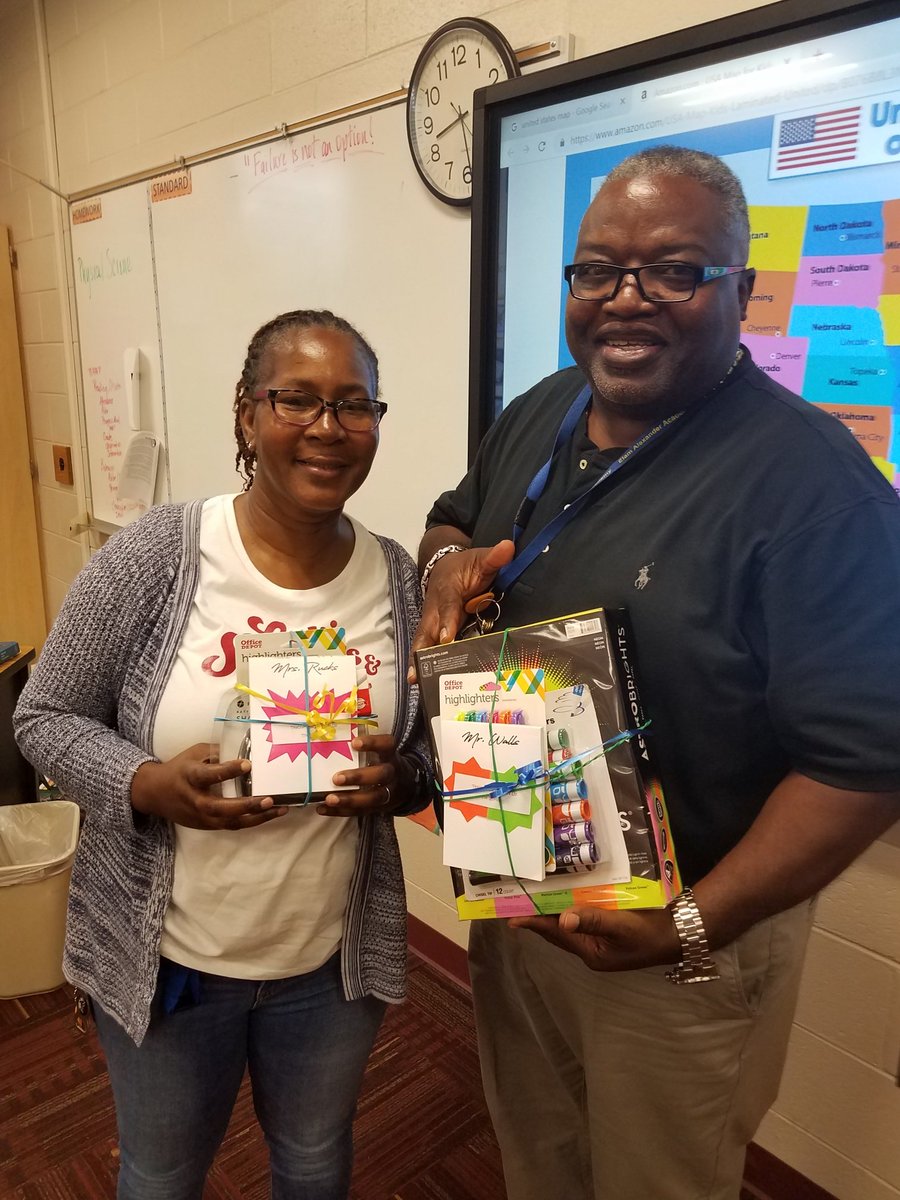 SPittsHorton's tweet photo. Happy Teacher's Appreciation Week to our wonderful teachers at Elam Alexander Academy- Adolescent Services! #EAA-Adolescent Services https://t.co/nIOmnZk7zl