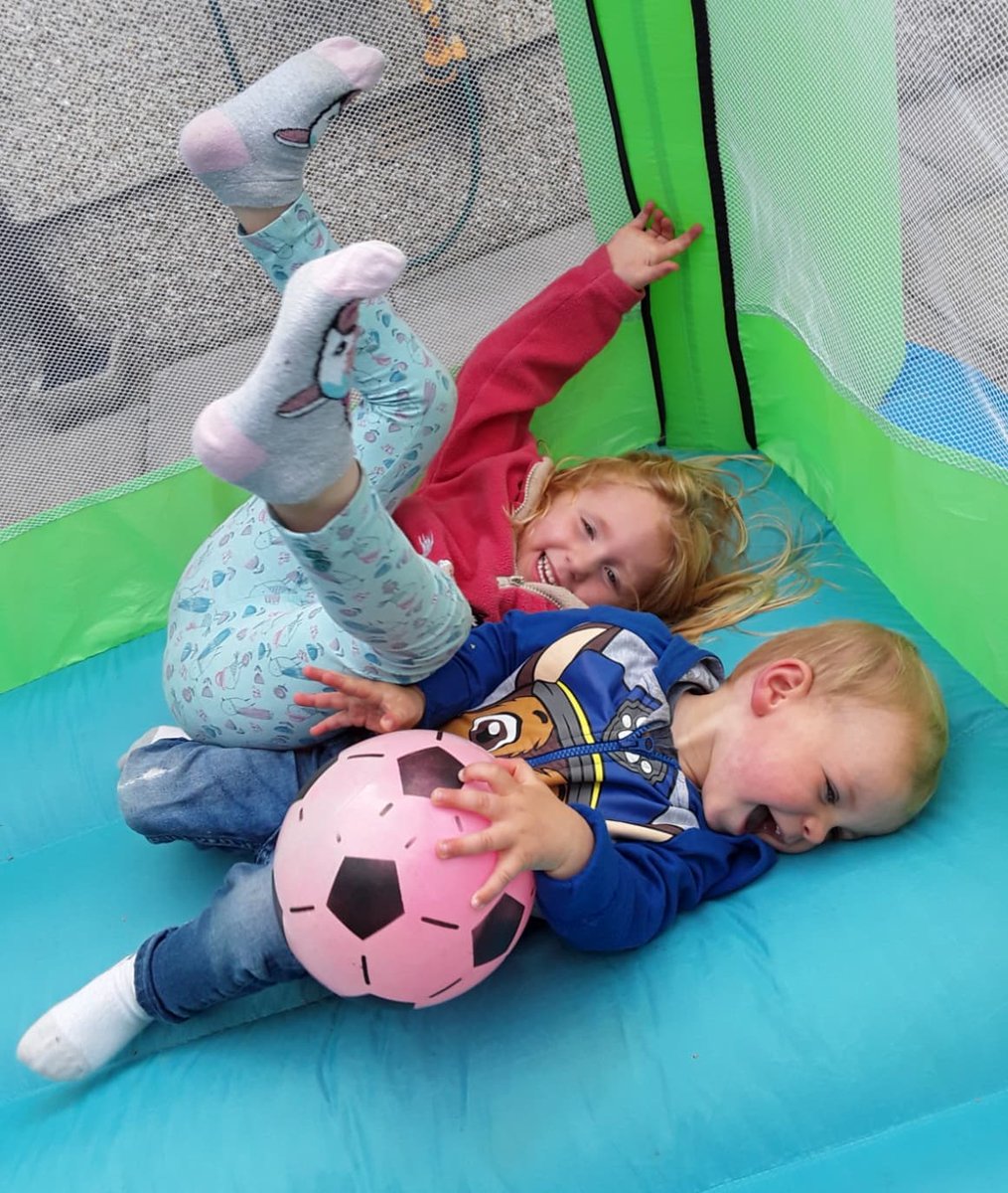 ScotChildmind's tweet photo. Our 'Friends and Family' theme for Wednesday has really taken off this year...and Childminding Week 2019 is going down a storm! ππ£π΄σ §σ ’σ ³σ £σ ΄σ Ώππ€©
#Friendship #Nurtured #Included #Respected #Achieving #LearnThroughPlay #Share #FamilySetting #HomeBased #Grow #Learn #CheerforChildminding https://t.co/EbKTdlhDq5