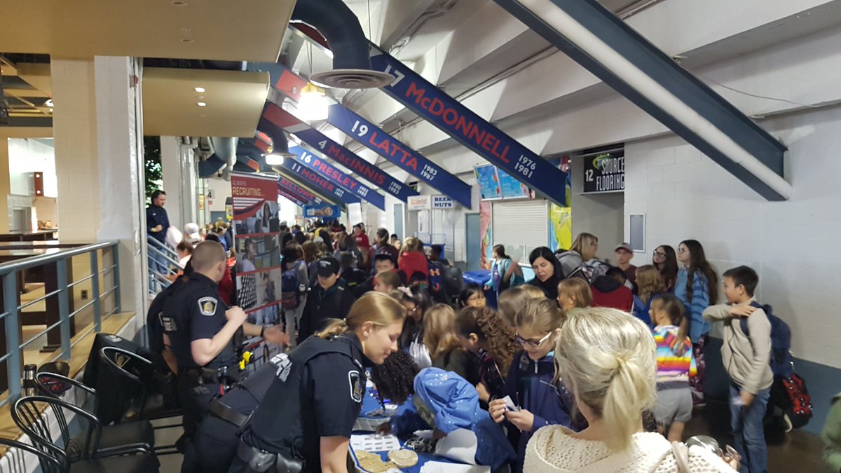wrps671's tweet photo. The 2nd annual #FestivalofTrees #2019 4 student #KWAud #literary.  Vendors, workshops, authors! @WRPSToday @NorthSRO1 @wrps1354 #wrawesome https://t.co/aktZ6TxbEm