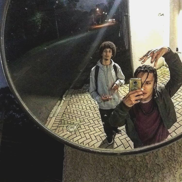 C_ASTR0_'s tweet photo. #motorgang 💎 https://t.co/zkTEeLipib