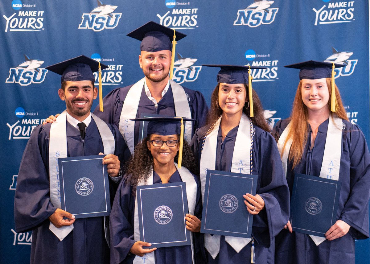 NSUSharks's tweet photo. On Monday, we took the time to celebrate our graduating senior student-athletes, presenting their Student-Athlete sashes and watching five athletes who will miss graduation walk! Check out the full album below! 

📸: https://t.co/ymgWZkaMe9

#GoNSUSharks #STUDENTAthlete https://t.co/xcmkLDQwWB