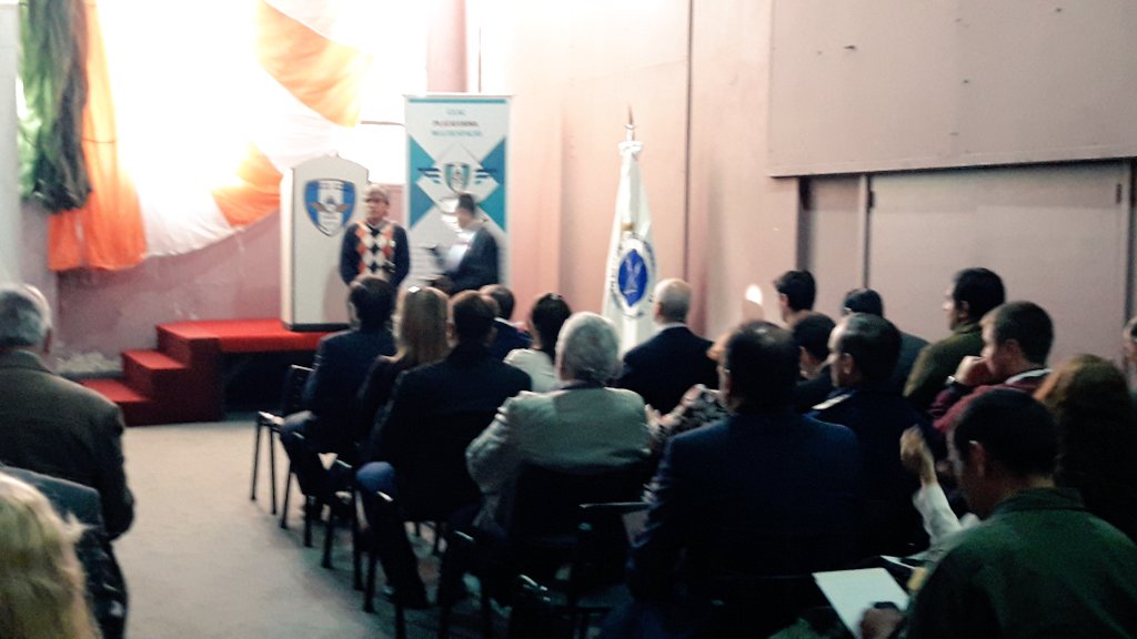 JorgeFavaloro's tweet photo. FuerzaAerea_Arg : #AHORA Comenzó el "Congreso de Escuelas Técnicas Aeronáuticas " en la Sala de Simuladores del Escuadrón Aéreo ubicado en la Base Aérea Militar de Morón #INAC #CIATA #ANAC #CPIAYE #UNDEF #CIPE #OrgulloDePertenecer #FuerzaAéreaArgentina https://t.co/VmdR8QCQPL