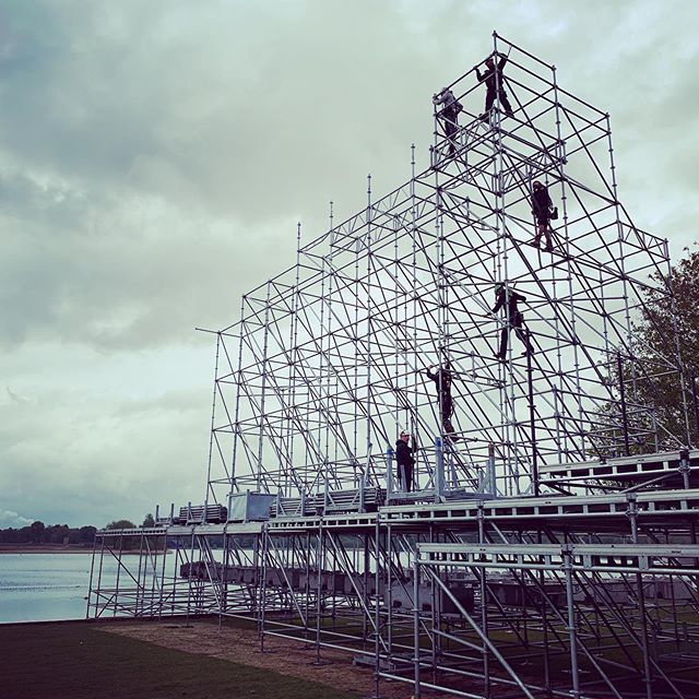 jochemvanpelt's tweet photo. let's get this party started! Lakedance https://t.co/qwiI3vo4vA https://t.co/vn8oUUI68g