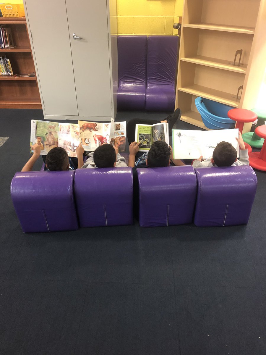 RidgeLawn1stGr's tweet photo. We’ve got our new books for the week! What are you reading?
#crpride https://t.co/3qS8PbkXJB