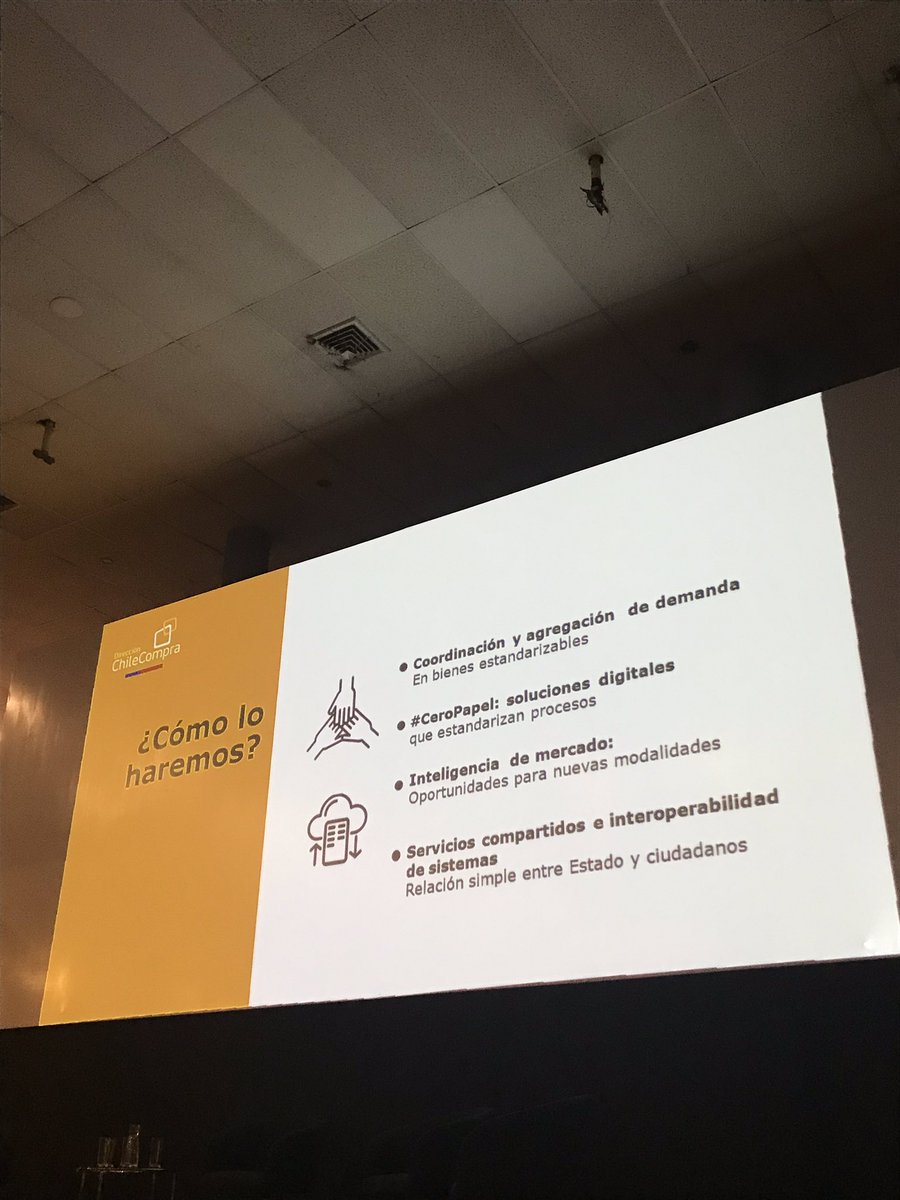 ExpoFemer's tweet photo. AHORA #ExpoFemer: Queremos identificar los productos de fácil estandarización, trabajando en grandes avances digitales”, comenta Dora Ruiz Madrigal, Directora de @ChileCompra. https://t.co/tfZNjwmIDq