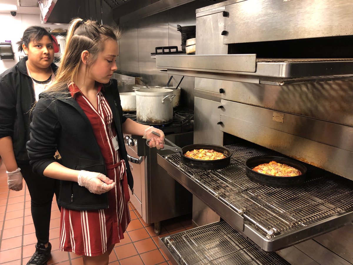CamilaCdipietro's tweet photo. Job shadowing #Aubrees #PaybackforEducation https://t.co/NTXm4s6ceR