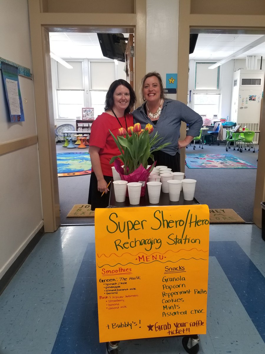 tymkinmama's tweet photo. The love fest continues!! Snacks and Smoothies for Teacher Appreciation week!! @HunterPrincipal @WCPSSTeam #TeamTymkin #JustkeepSwimming #luckyteacher #HunterPTA https://t.co/GYkE4qC1Vs