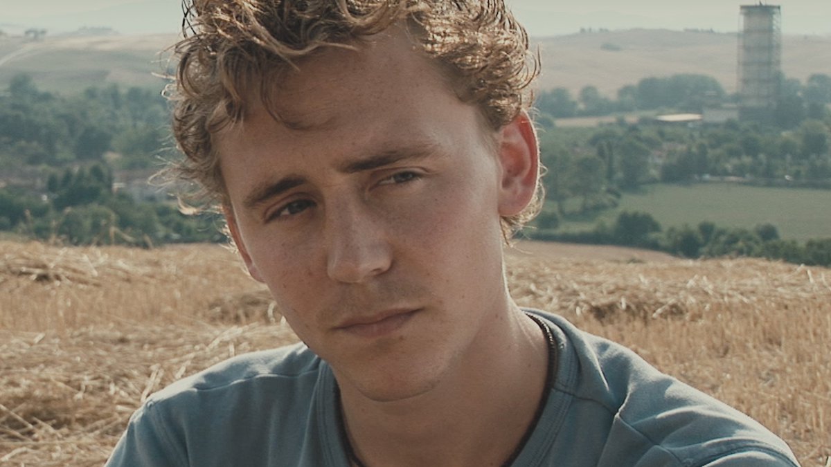 Criterion Channel on Twitter: "With her debut feature, UNRELATED (2007), starring Tom Hiddleston in his feature-film debut, Hogg established herself as a trenchant observer of class & environment whose sensibility marries an