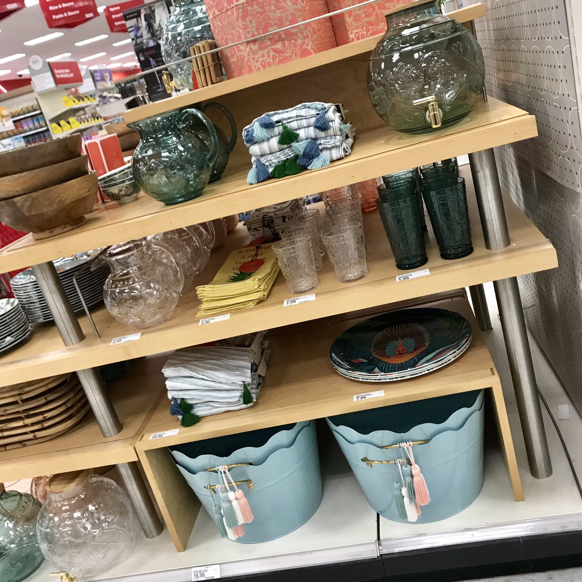 Melamine for daaaaays. Opalhouse for the win! 🙌 #Target #TargetStyle #TargetVM #TargetOpalhouse #Opalhouse #OutdoorLiving #SpringFling #Target2119 #Safari