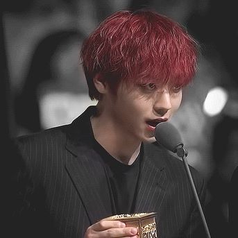 จจ • 52 ʜᴢ tweet media