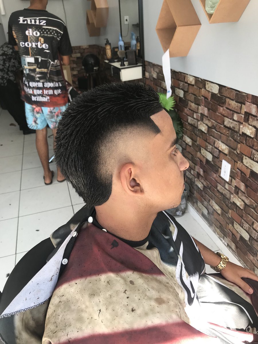 barbearia2Irmao's tweet photo. Nunca foi sorte Sempre foi Deus! 🙌🏿🙏🏽❤️ 

Números para Contatos : 
96424-4745 (Luiz)
96425-9152 (Lucas) 

#Barbearia2Irmão 💈📏✂️ https://t.co/avf4zntty3