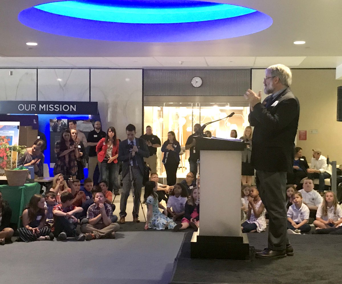Battelle's tweet photo. Thanks Paolo DeMaria @OHEducationSupt for being here @Battelle @OSLN #StudentSolutionsShowcase #STEMFeedsOhio. "This is about the integration of lots of skills," he said. "Failure is good. We learn. It's only bad if it makes you stop trying." W/@aimeek1225 &amp; our CEO Lou Von Thaer https://t.co/Q27VrmG3h1