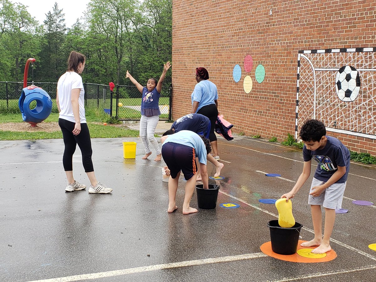 CSLCPrincipal's tweet image. Field Day @ CSLC.... uh oh.... a little wet during the Sponge Bob Relay