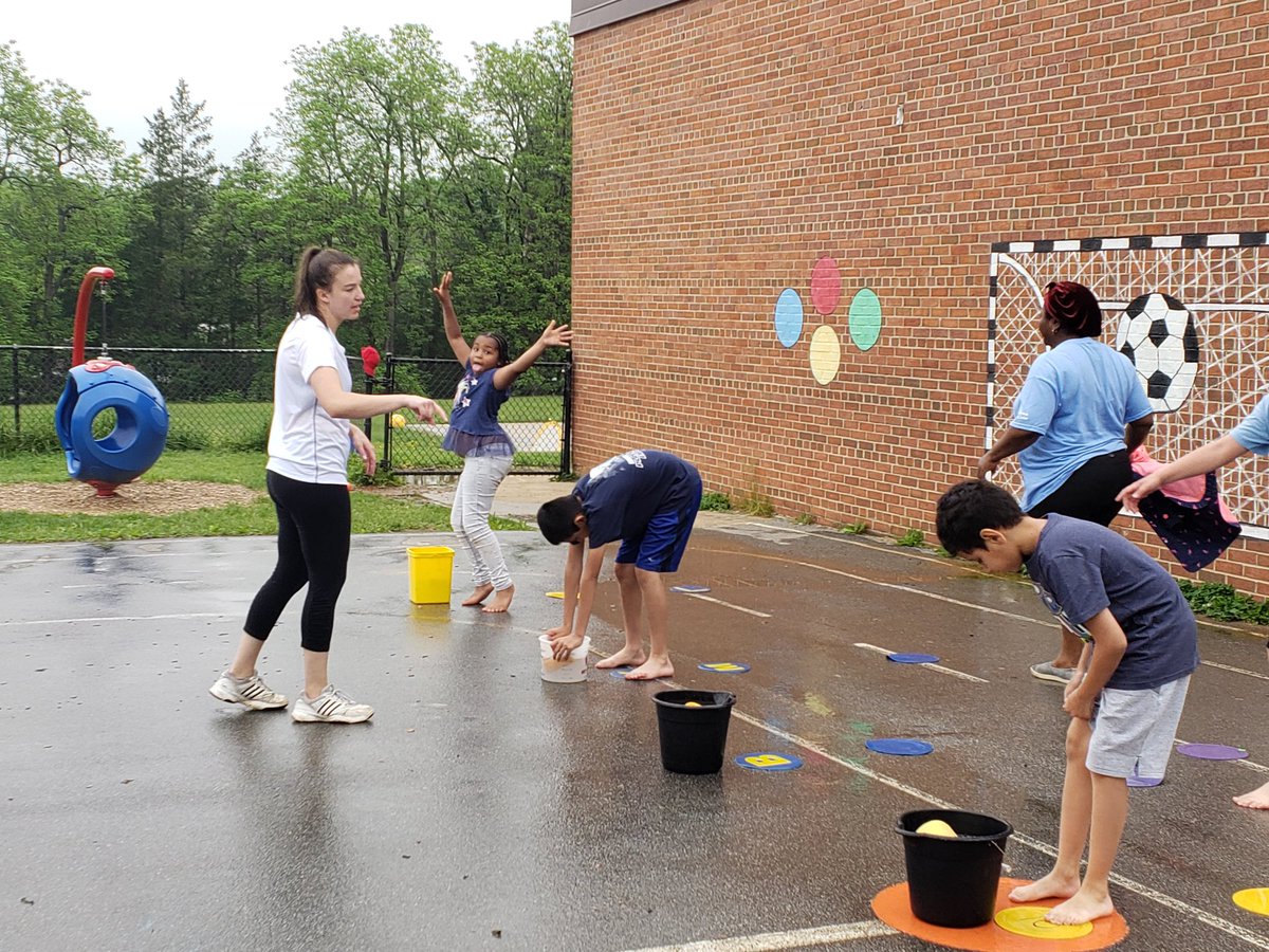 CSLCPrincipal's tweet image. Field Day @ CSLC.... uh oh.... a little wet during the Sponge Bob Relay