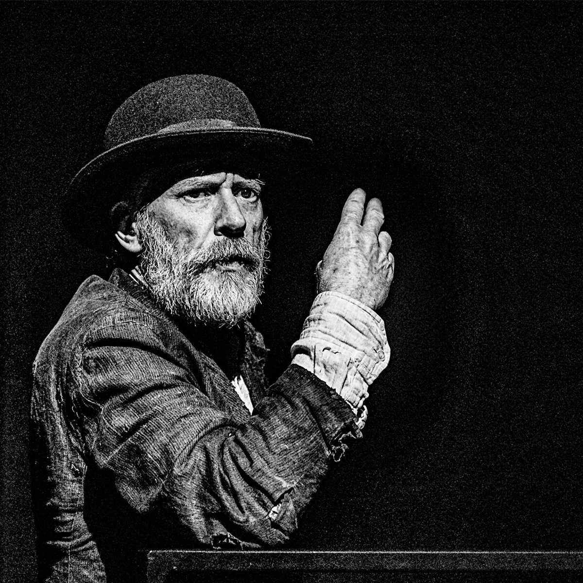 Vladimir: “A diversion comes along and what do we do? We let it go to waste. Come, let’s get to work!”

CLOSES SUNDAY May 12!
Black Radish Theatre’s WAITING FOR GODOT <a href="/thegrandyyc/">The GRAND</a> 
.
Tickets: blackradishtheatre.ca .

Photo (Andy Curtis): Jeff Yee
Costume Design: Ralamy Kneeshaw