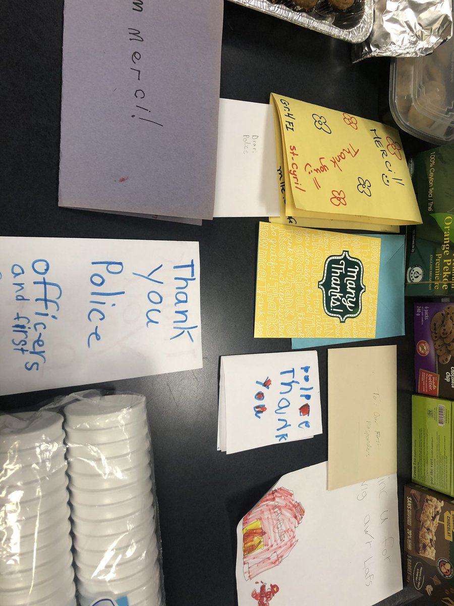 OfficerShari's tweet photo. Thank you @StCyrilCSPC student &amp; parent community - for the assembly, cards and delicious treats. Amazing way to thank First Responders. Great Community!! @TCDSB @TorontoPolice @TPS32Div #torontostrong https://t.co/YVQiCul8xF