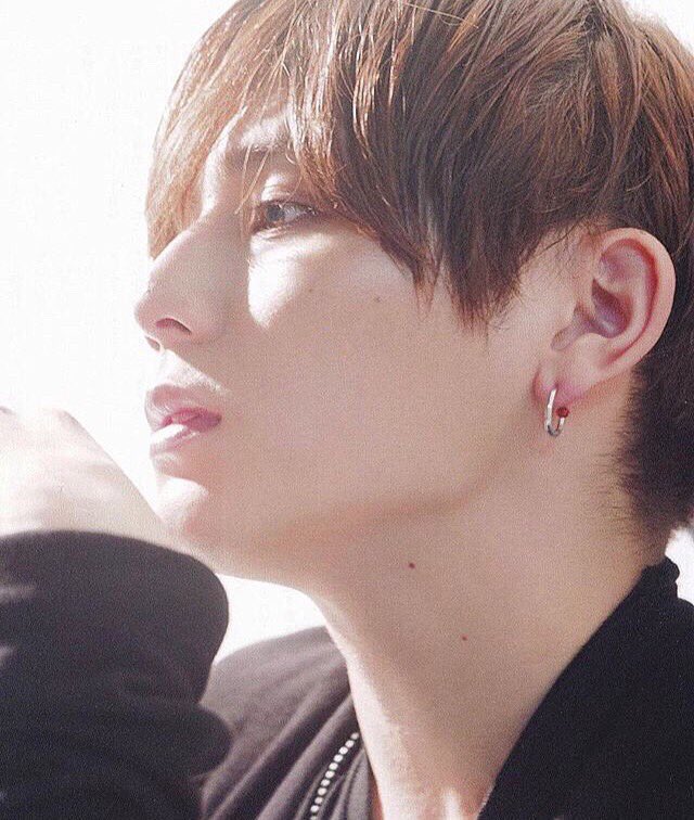 Happy birthday

   Yamada Ryosuke  26th                                                     