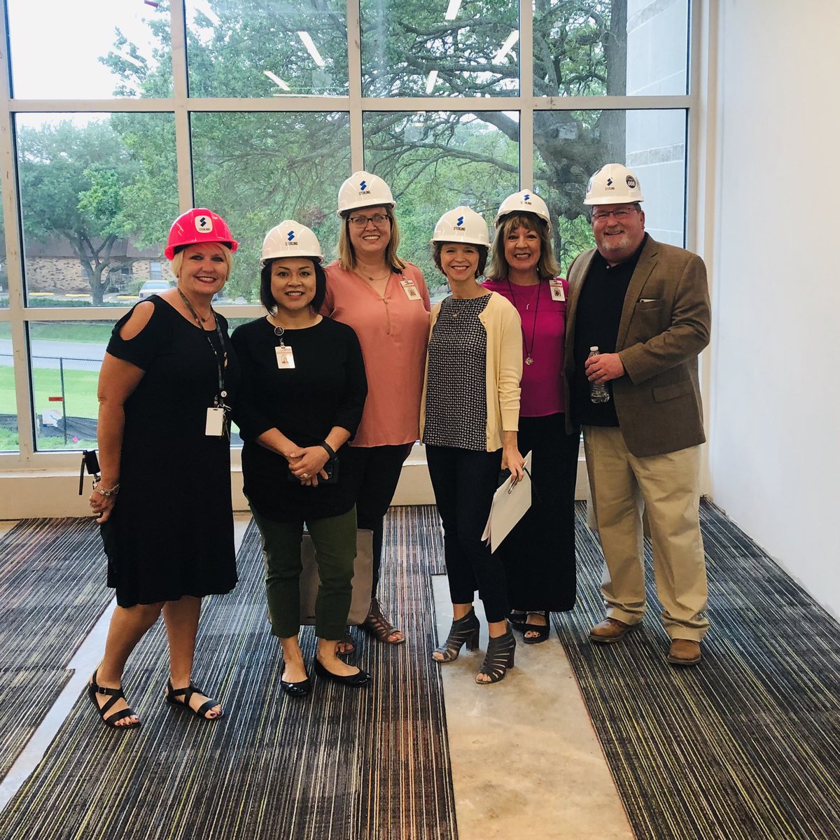 Happy to visit the beautiful learning spaces as we prepare to install a @pitscoed  STREAM Lab in the new Ogg Elementary. 👷‍♀️ @BrazosportISD @VLKArchitects @clarasaledavis @S_Consilio #fullSTREAMshead #handsonmindson