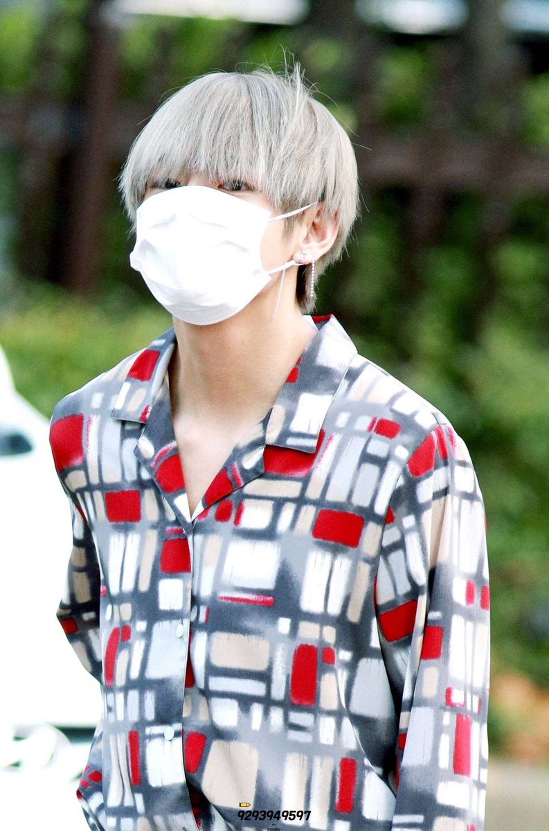 Kim Taehyung tweet media