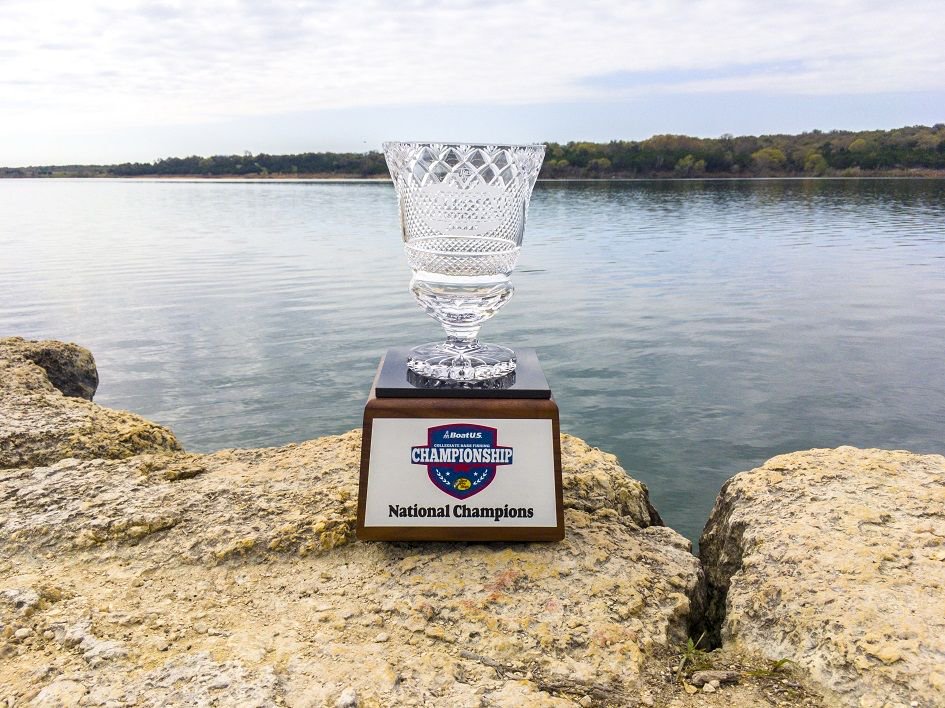 CollegiateBass's tweet photo. LAST DAY TO REGISTER!!! #2019Championship #BoatUS #BassProShops #wearecollegiatebass https://t.co/vkMF4S40Ux