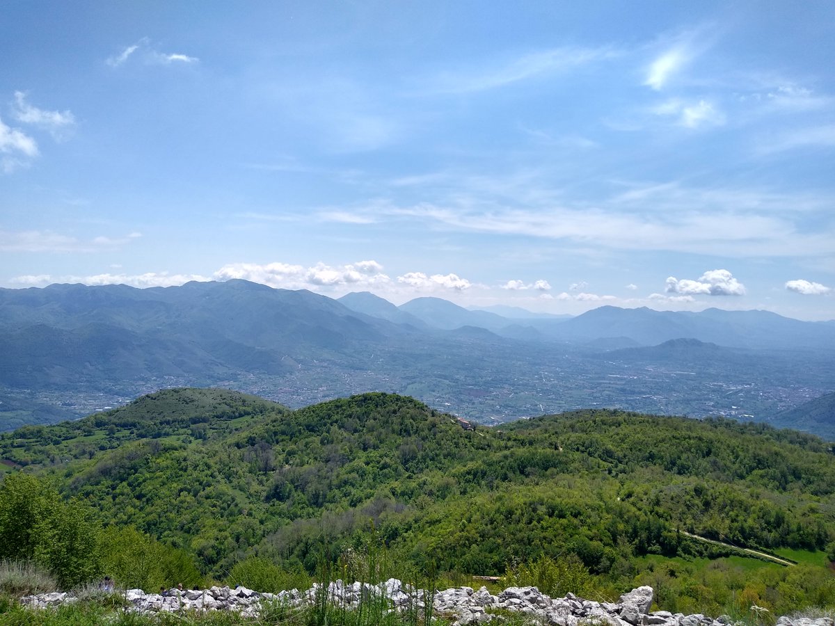 1RegtRMP's tweet photo. Stand 6 of #REDCAPCASSINO @1RegtRMP climb Colle Abate and explore the French contribution to the campaign. Followed by discussion on ethical and moral challenges in high intensity conflict.#110ProCoy #150ProCoy @243procoy @116procoy @3rdUKDivision @The_Black_Rats #ReadyForOps https://t.co/A39FcvbMCY