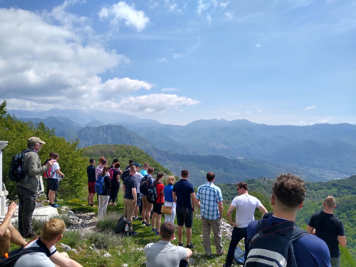 1RegtRMP's tweet photo. Stand 6 of #REDCAPCASSINO @1RegtRMP climb Colle Abate and explore the French contribution to the campaign. Followed by discussion on ethical and moral challenges in high intensity conflict.#110ProCoy #150ProCoy @243procoy @116procoy @3rdUKDivision @The_Black_Rats #ReadyForOps https://t.co/A39FcvbMCY