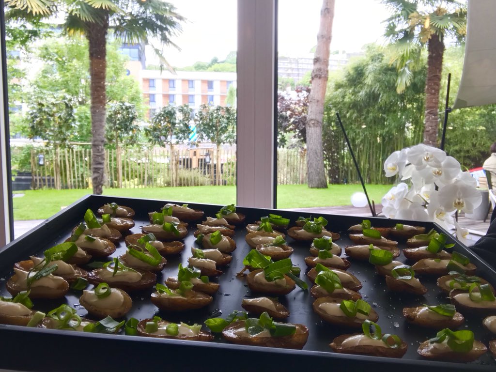 dreventParis's tweet photo. #barbecue #cocktail #Paris #chefconnected #italianfood #lovemyjob #foodblog #vegetarian https://t.co/DdaaKJeHnn