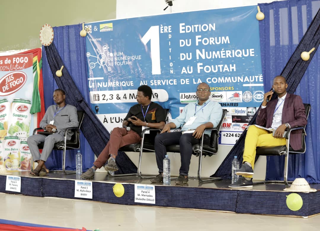 C'est parti sur la 📻 91.00 l'émission spécial sur le premier <a href="/ForumFoutah/">Forum du Numérique au Foutah</a> 
Dans ce numéro nous revenons sur les temps forts du #FONUF2019 les interviews des panélistes,des lauréats ,mais aussi des organisateurs ici👇
m.facebook.com/story.php?stor…
Cc : <a href="/sbskalan/">Sally Bilaly SOW ™ 🇬🇳</a> <a href="/zeinabcamaraoff/">Honorable Zeinab Camara</a>