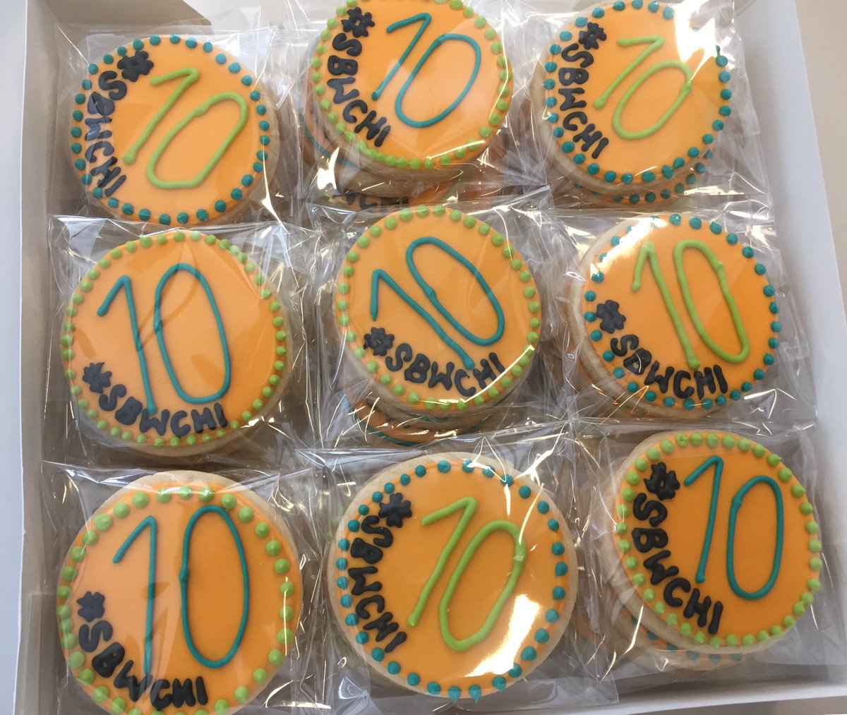 Crain’s Small Business Week celebratory 10th anniversary cookies! #sbwchi ⁦<a href="/CrainsEvents/">Crain's Events</a>⁩