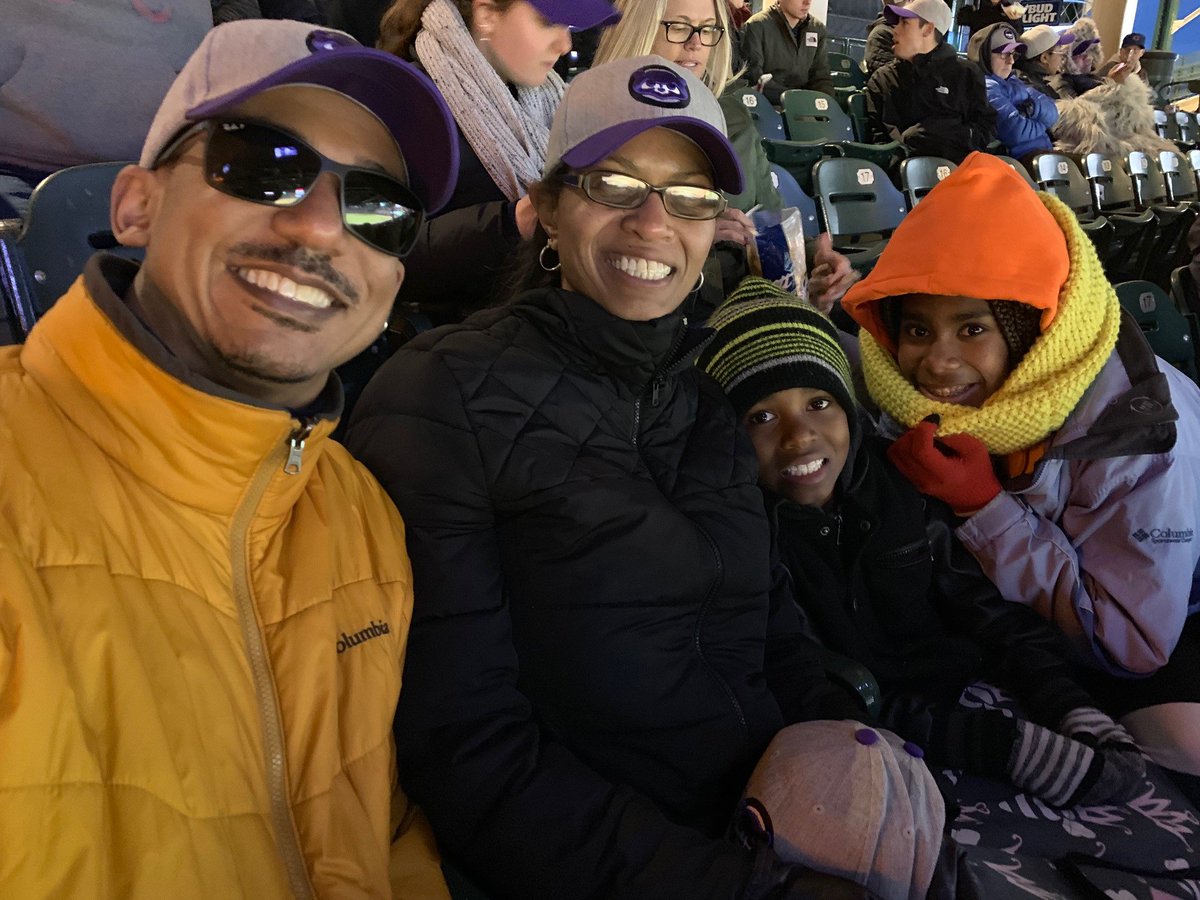 NUResServices's tweet photo. #NU NIGHT AT WRIGLEY: Over 120 students, faculty, and staff affiliated with NU res colleges were among the 1500 Wildcats at Wrigley to see the Cubs play the Miami Marlins on Monday. Quincy Stewart (Faculty Chair of Slivka) even brought his family along! #gocubsgo #cubsandcats https://t.co/5PuwYj3jSx