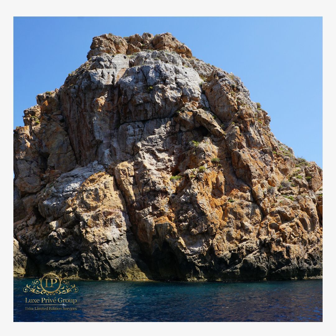 diplomatprotect's tweet photo. Ibiza Rocks
.
https://t.co/tyO3z8suYr #ibiza2019 #closeprotection #bodyguard #privatesecurity #villasecurity #villasecurityibiza #ibizabodyguard #esvedra https://t.co/jFgYpHZn3w