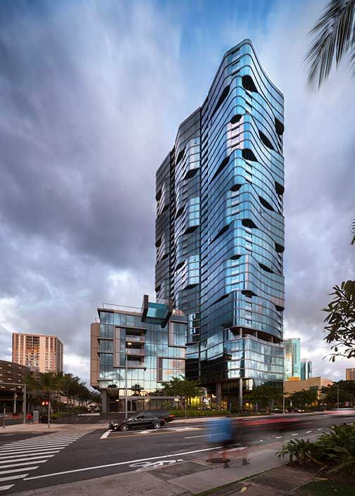 gbd_mag's tweet photo. With a stunning wavy glass facade, this Hawaiian sustainable tower, by @SCB_Design, celebrates the best of the island's nature https://t.co/8cbAxphE43 https://t.co/0EQw5ZHx5E