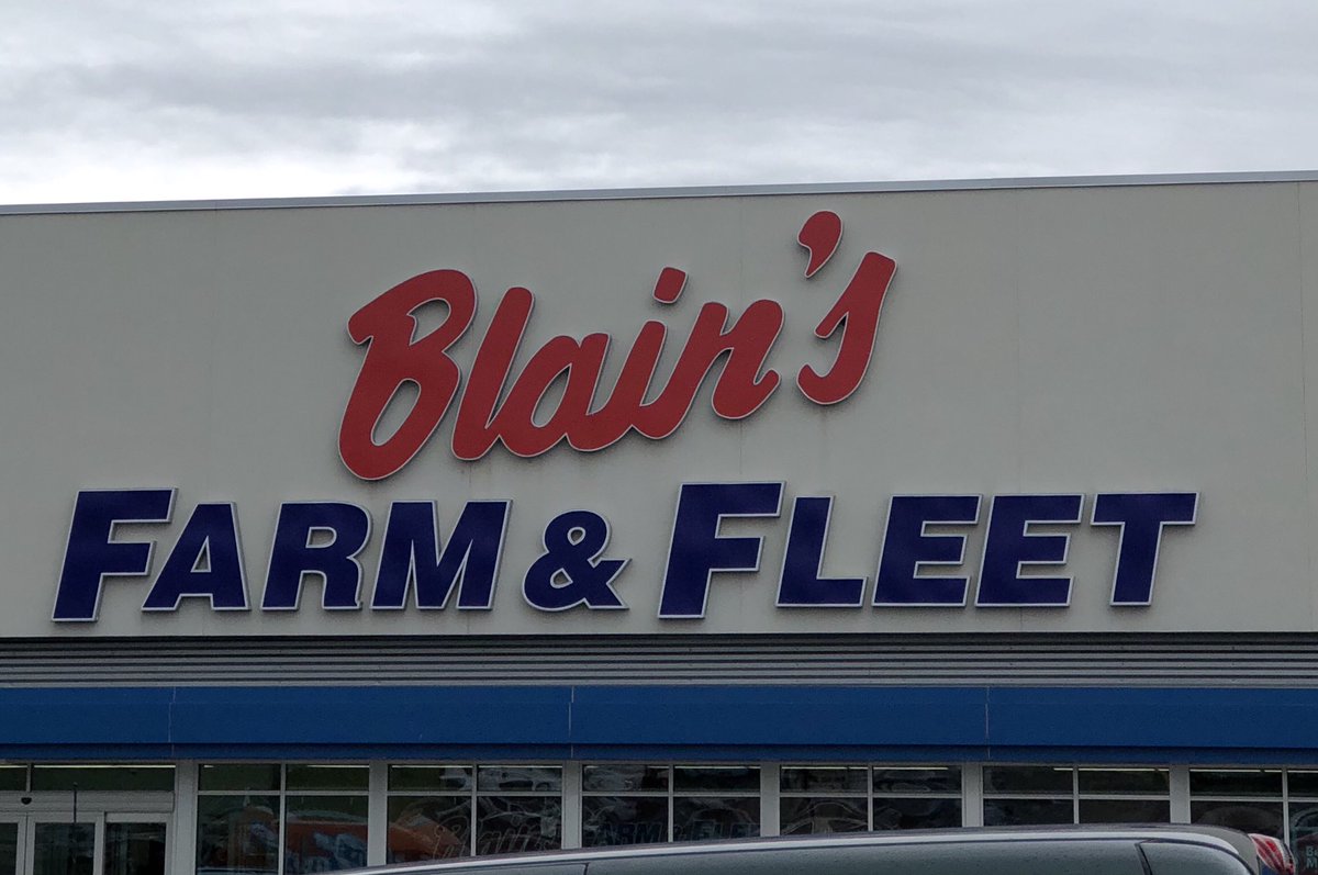 CoachLanghoff's tweet photo. On the road recruiting and you see this... you stop and make a trip through the candy and snack aisles real quick! @FarmandFleet #maplenut #orangeslices #trailmix #peachrings https://t.co/UpY1sCzm4U