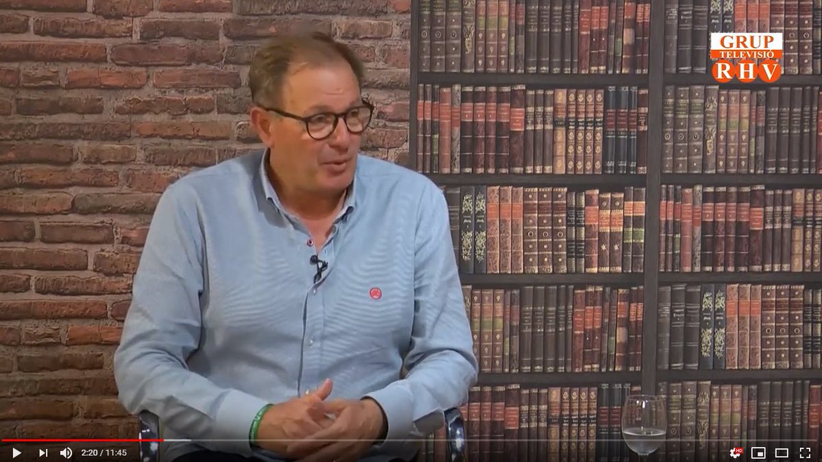 GentdeCastello's tweet photo. Ribera Televisió entrevista Òscar Noguera – Vídeo https://t.co/gVEsMGek0n via @castellonoti https://t.co/QtZ2AuGMbY