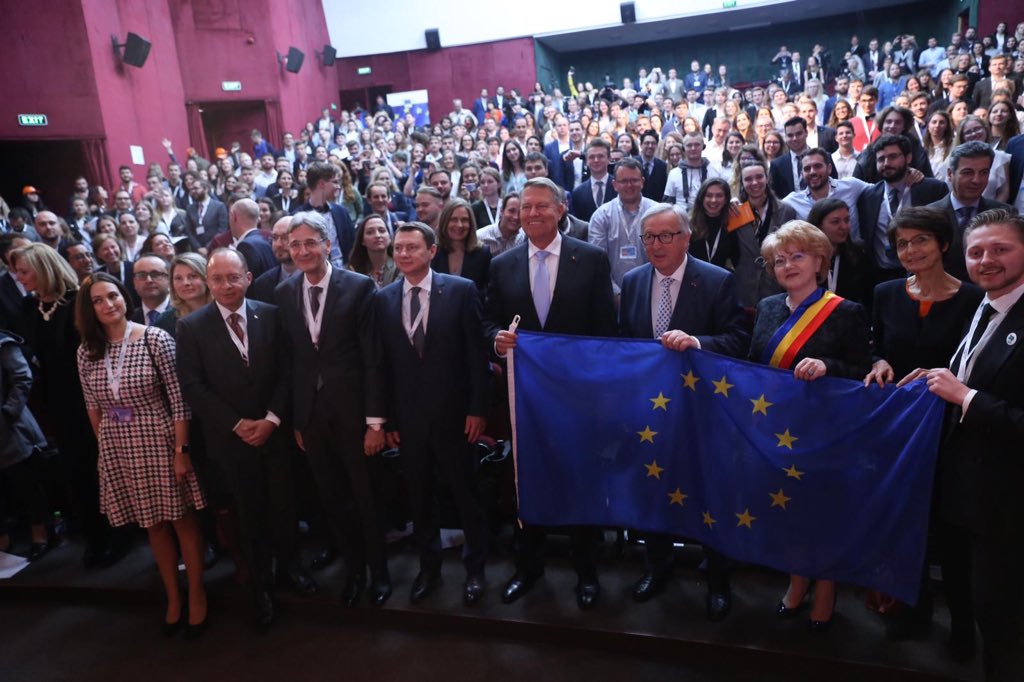 European Youth ❤️🇪🇺 tweet media