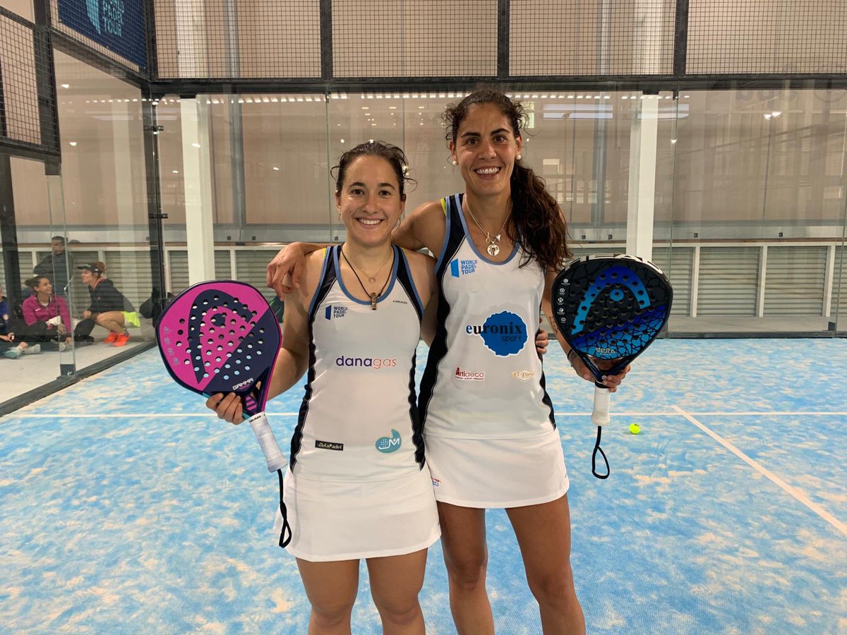 Las jugadoras <a href="/Angelaacaro/">Angela Caro</a> y <a href="/SaroneRSoto/">s a r a</a> tampoco se perderán su cita con los octavos de final del #WPTVigoOpen mundipadel.com/world-padel-to…