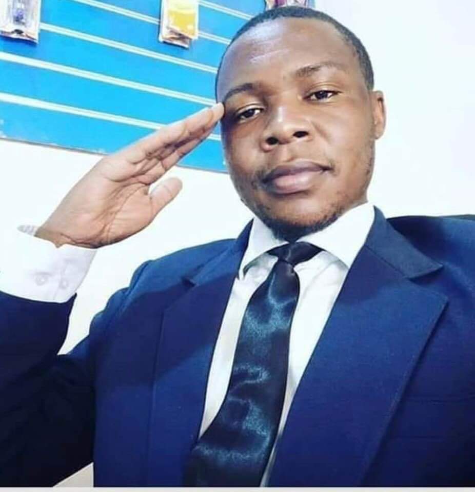 HildaNewton21's tweet photo. Kama Paulo na Sila walivyoomba mpaka milango ya gereza ikafunguka nami nakuombea Mwenyezi Mungu muumba wa mbingu na nchi akutetee na akuondoe mikononi mwa watesi wetu, urudi ulingoni tuendelee na mapambano. 😭😭😭 #BringBackMdudeAlive https://t.co/qWgW35eJ6J