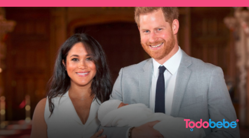 Todobebe's tweet photo. Revelaron el nombre del bebé real: ARCHIE
https://t.co/KtTaU09XU2
#BabySussex https://t.co/LTqvkluCsL