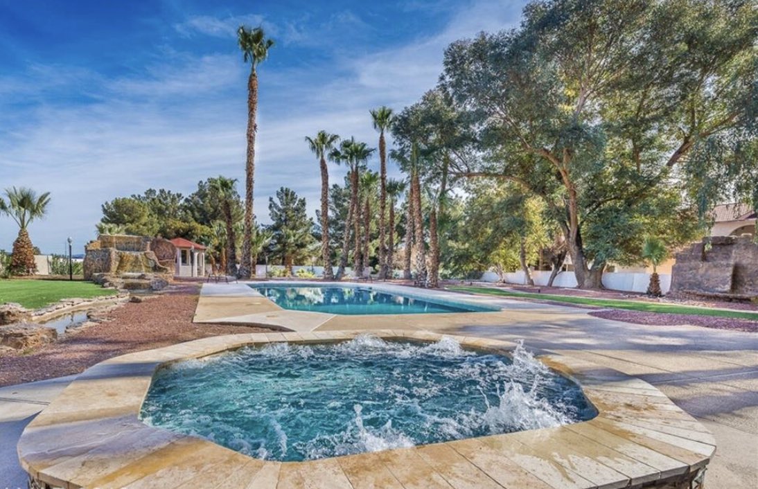 PJ | OVERT tweet media