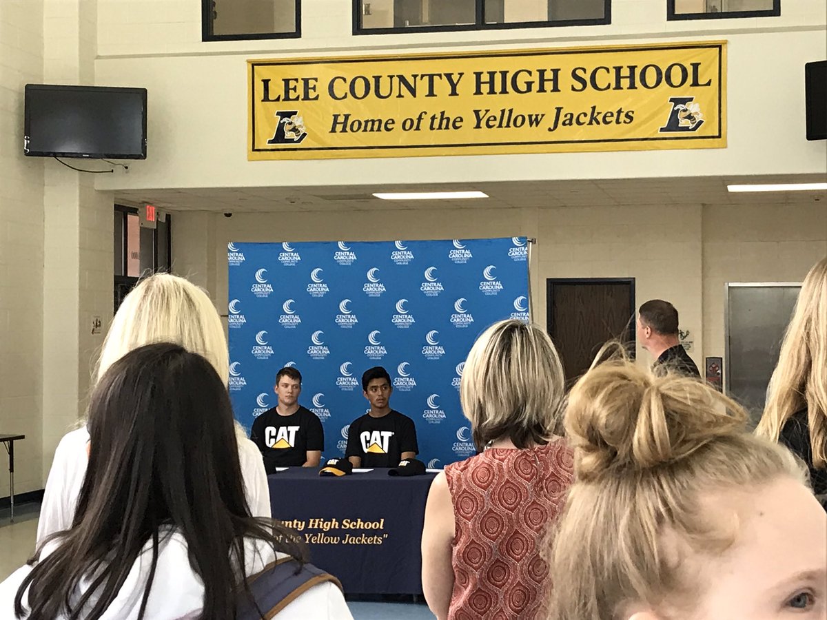ewmanuel_WLMS's tweet image. @LCHS_Sanford_NC congrats CAT students! #careerandtechnical