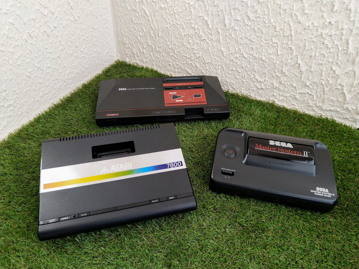 PrettyJuiceRwin's tweet image. Et trois petites nouvelles qui s&apos;invitent avec les autres 😊📺🎮
#Atari7800 #MasterSystem #MasterSystem2