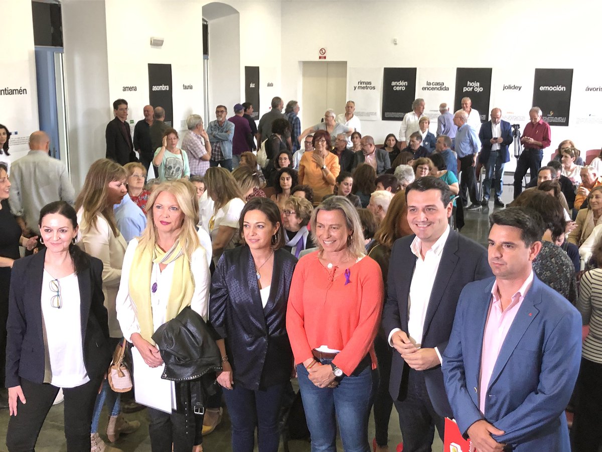 Cs_Cordoba's tweet photo. ¡Buenas tardes!

🙋🏼‍♀️ Empieza en unos minutos el debate electoral sobre igualdad,
organizado por @plataforma_co, con la participación de @isabelalbas, nuestra candidata a la Alcaldía de #Córdoba junto a miembros de la candidatura 

Os lo contamos por aquí👇🏼 https://t.co/zTLif0XWuj