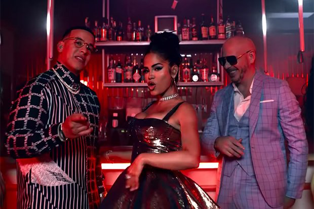 idolator's tweet photo. Dream team! @pitbull, @daddy_yankee &amp; @NattiNatasha party together in the video for their rising smash, "No Lo Trates": https://t.co/J946ZKg7wb https://t.co/uCzPjSm15S