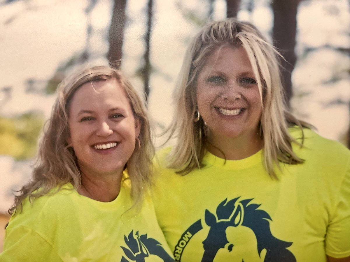 A shout out to my awesome track mate Kristin McCann! I appreciate you! @kristinmccann5 <a href="/MorrisvilleElem/">Morrisville Mustangs</a> #TeacherApprecationWeek #mesproud