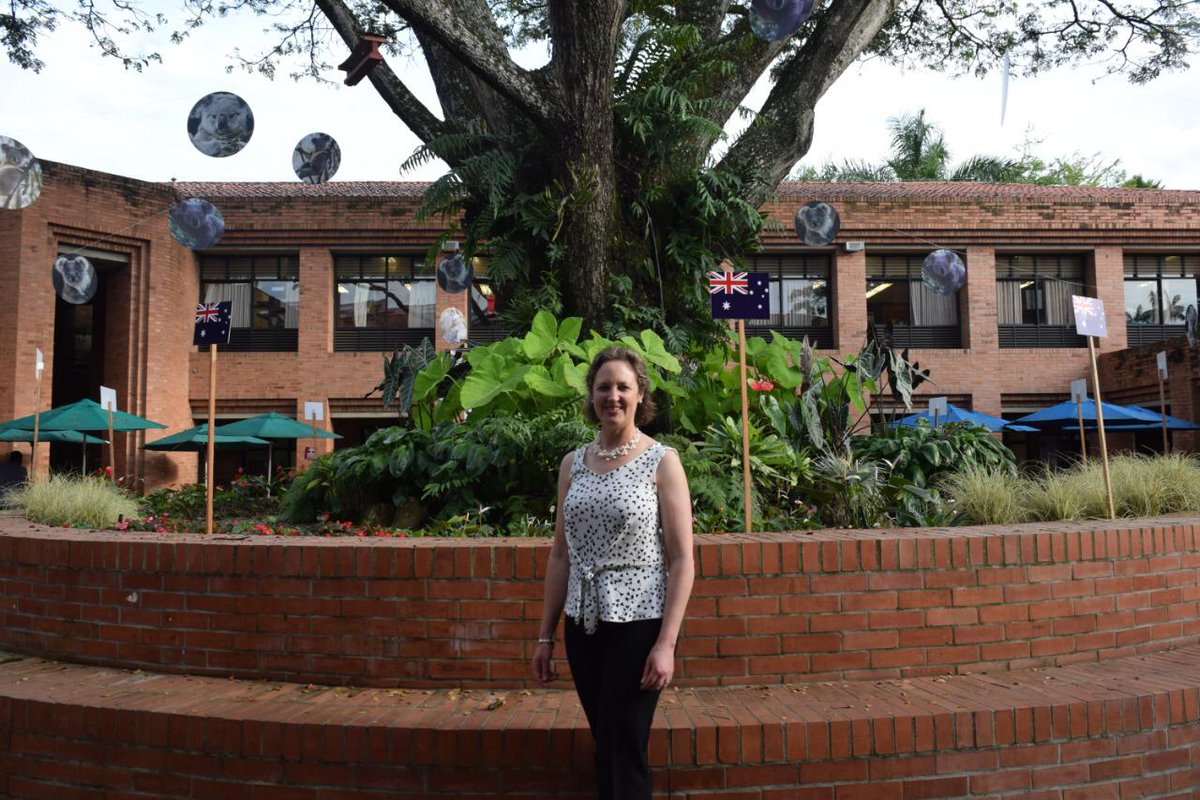 AusEmbCO's tweet image. Gracias también a nuestros Alumni en Cali por participar de este evento con tanto entusiasmo. Estos encuentros son valiosos para poder forjar nuestra Red de exalumnos y multiplicar las relaciones entre 🇦🇺 y 🇨🇴
#AustraliaenColombia #GlobalAlumni #KeytoyourFuture