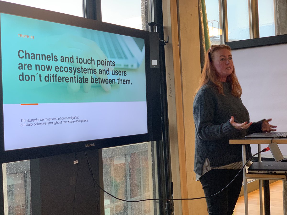 Slot #3: mit #UX den User nicht verlieren im #Ecosystem, in Channels und Touchpoints – von Alisha Lehman #innodayJPKOM