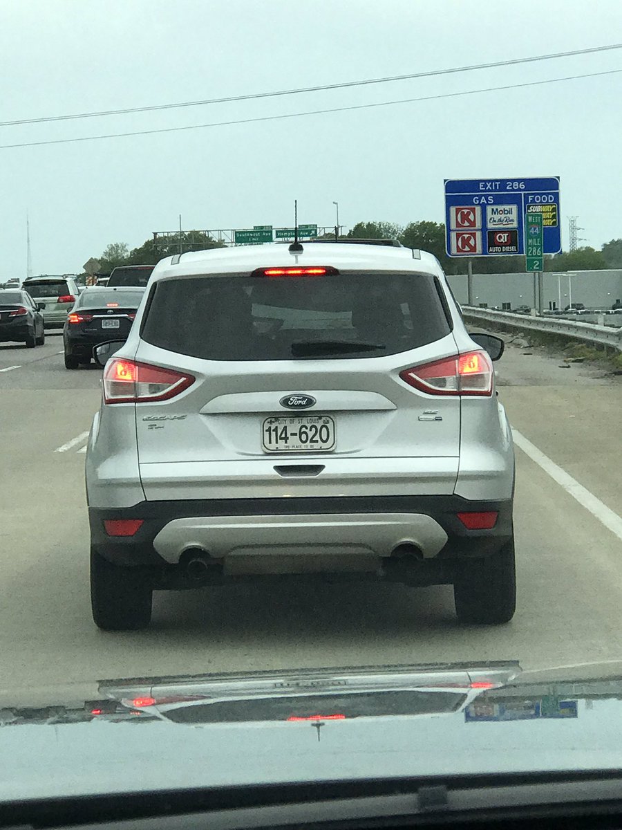m_viz11's tweet photo. . @stlcsb johnny code enforcement drives like a dickhead https://t.co/sriTtY1fmn