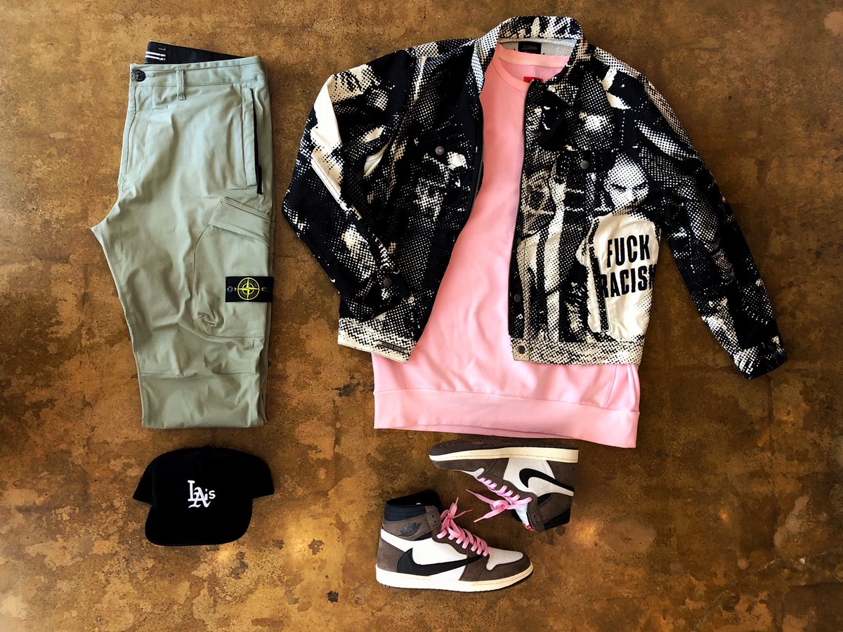 AirHoncho's tweet photo. @outfitgrid #OutFitGrid
#StoneIsland #Cargos
#Colabproject #Hat
#Supreme x #JeanPaulGaultier #TruckerJacket
#Killion #SweatShirt
#Jordan1 x #TravisScott https://t.co/iADpALLXuo