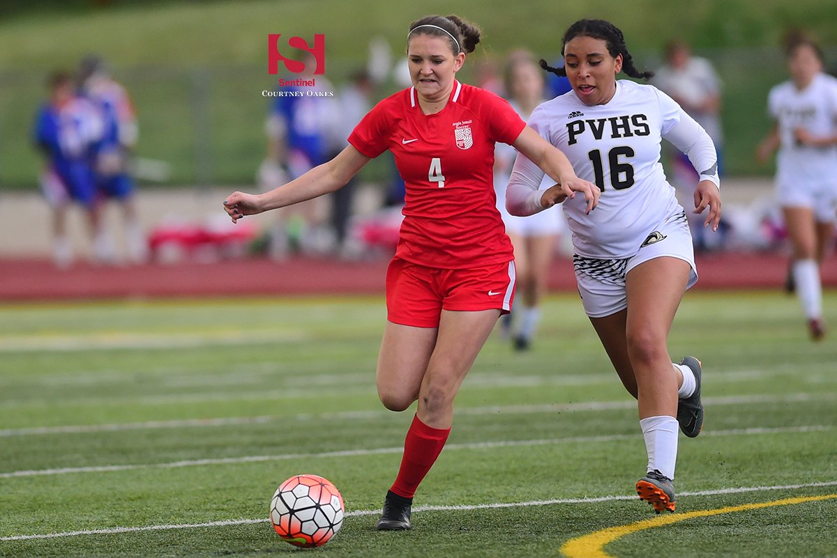 Girls Soccer: Goals were scarce for <a href="/RJHSGDSoccer/">RJHS Girls Soccer</a> in last season's Class 5A state playoffs, but the Raiders had three in the blink of an eye in Tuesday's 6-0 home win over Prairie View - bit.ly/GSocRJPView5A19 <a href="/RegisJesuitHS/">Regis Jesuit HS</a> <a href="/CHSAA/">CHSAA</a> #copreps #sentinepreps #aurora